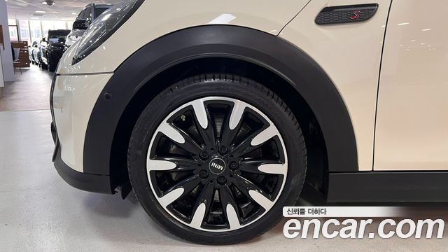 Mini Cooper из Кореи Encar