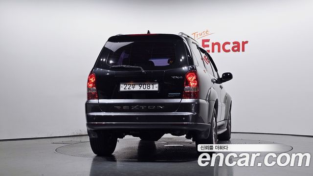 Ssangyong Rexton из Кореи Encar