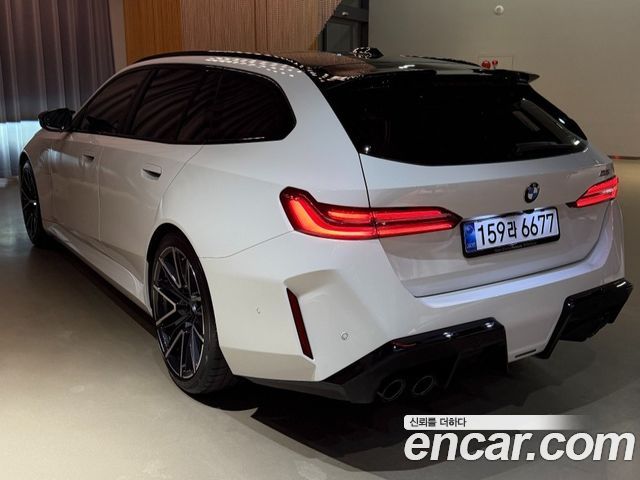 BMW M5 M5 Touring — пробег 4 000 км — фото 2 из 5