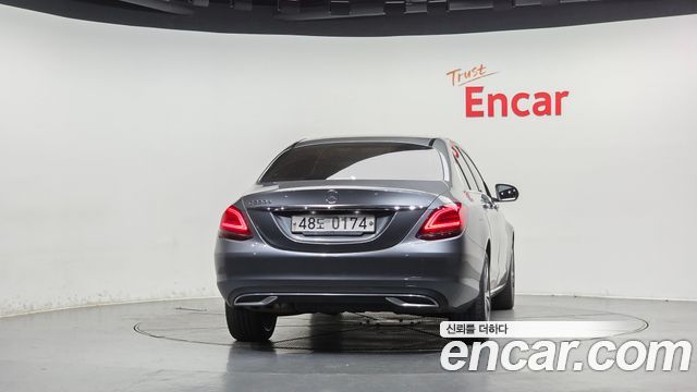 Mercedes-Benz C-Class из Кореи Encar