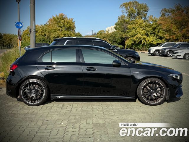 Mercedes-Benz A-Class AMG A45 4MAITC+ Hatchback — пробег 27 000 км — фото 3 из 5