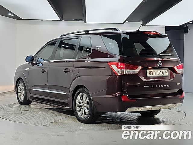 Ssangyong KORANDO 4WD TX 9-seater — пробег 121 000 км — фото 3 из 5