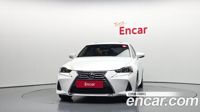 Lexus IS Supreme — пробег 64 039 км — фото 3 из 5