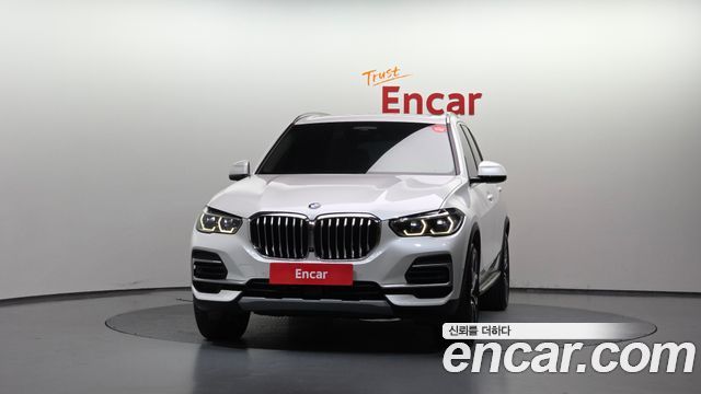 BMW X5 xDrive 40i xLine — пробег 85 385 км — фото 3 из 5