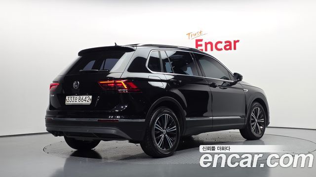 Volkswagen Tiguan из Кореи Encar