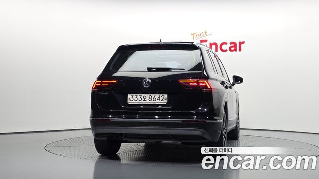Volkswagen Tiguan из Кореи Encar