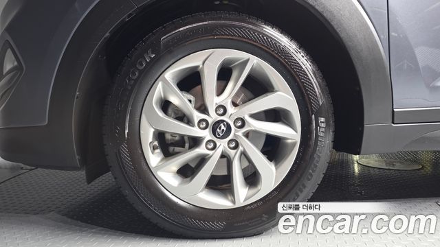Hyundai Tucson Diesel 2.0 2WD Style — пробег 250 296 км — фото 5 из 5