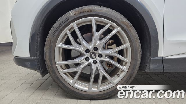 Audi Q4 e-tron 45 Premium — пробег 25 883 км — фото 5 из 5