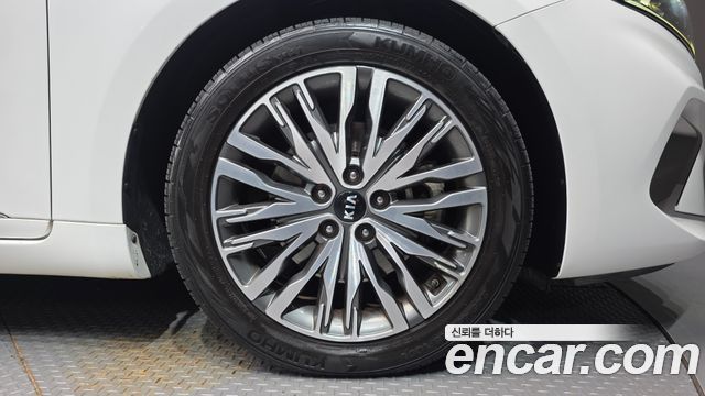 Kia K7 из Кореи Encar