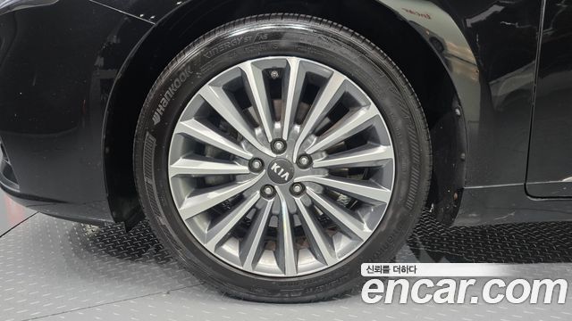 Kia K7 из Кореи Encar
