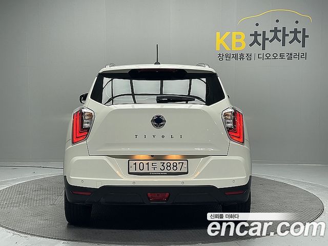 Ssangyong TIBOLI из Кореи Encar