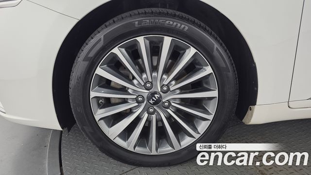 Kia K7 из Кореи Encar