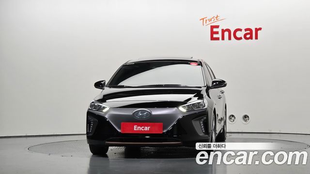 Hyundai Ioniq Q — пробег 145 805 км — фото 3 из 5
