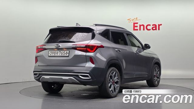 Kia Seltos из Кореи Encar