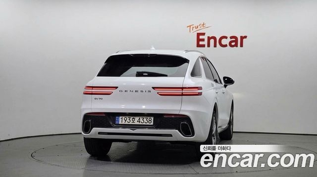 Genesis GV70 из Кореи Encar