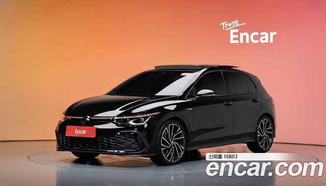 Volkswagen Golf 2.0 GTI — пробег 12 139 км — фото 1 из 5