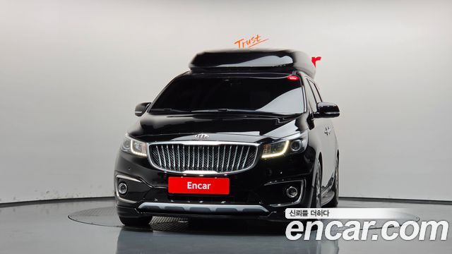 Kia Carnival 9-seater Hi-Limousine Noblesse — пробег 118 774 км — фото 3 из 5