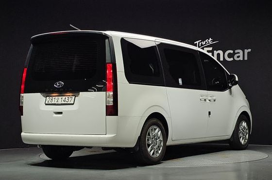 Hyundai Staria Tourer 9-Seater Modern — пробег 65 232 км — фото 2 из 5