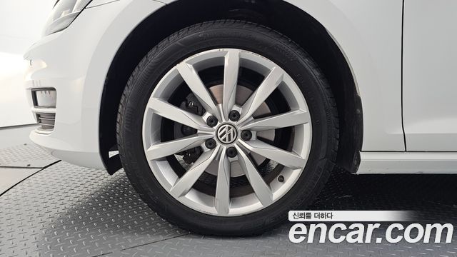 Volkswagen Golf из Кореи Encar