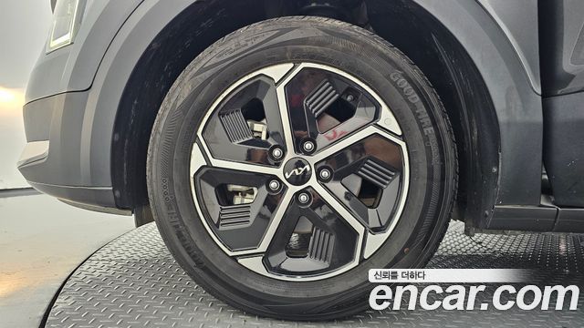 Kia Niro Prestige — пробег 46 324 км — фото 5 из 5