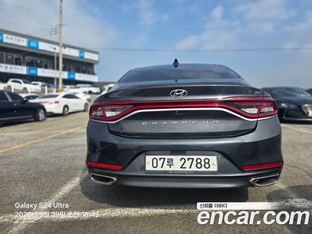 Hyundai Grandeur из Кореи Encar