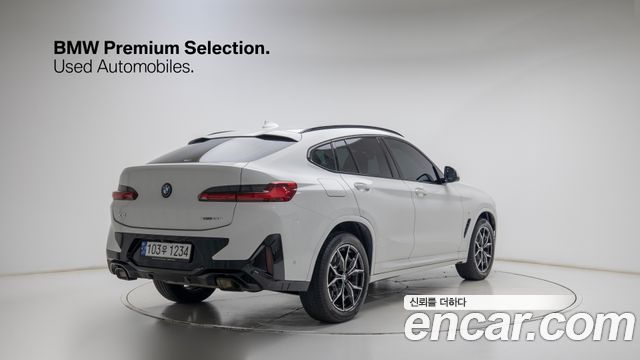 BMW X4 xDrive20i M Sports Pro — пробег 47 560 км — фото 2 из 5