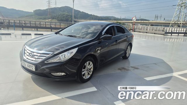 Hyundai Sonata LPi Deluxe — пробег 162 000 км — фото 1 из 5