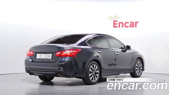 Nissan Altima из Кореи Encar