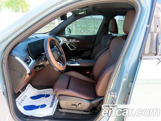 BMW iX1 xDrive 30 M Sport — пробег 70 500 км — фото 5 из 5