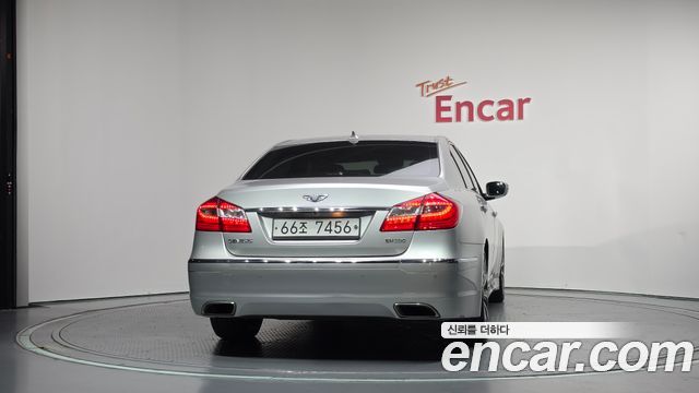 Hyundai Genesis из Кореи Encar