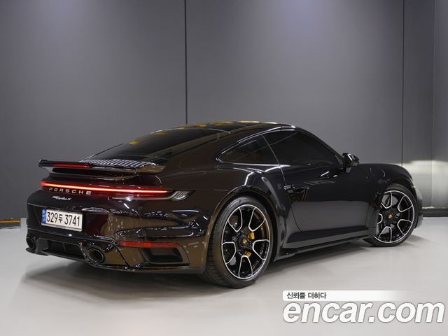 Porsche 911 Turbo S — пробег 7 830 км — фото 3 из 5