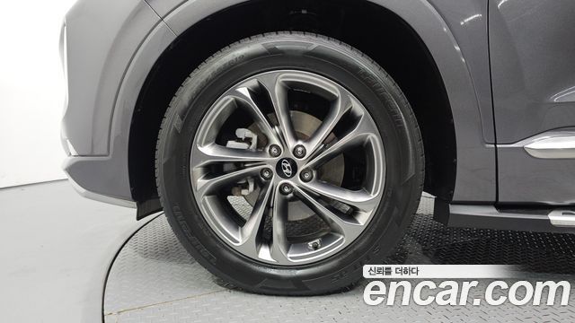 Hyundai Santafe Diesel 2.2 2WD Inspiraition — пробег 74 378 км — фото 5 из 5