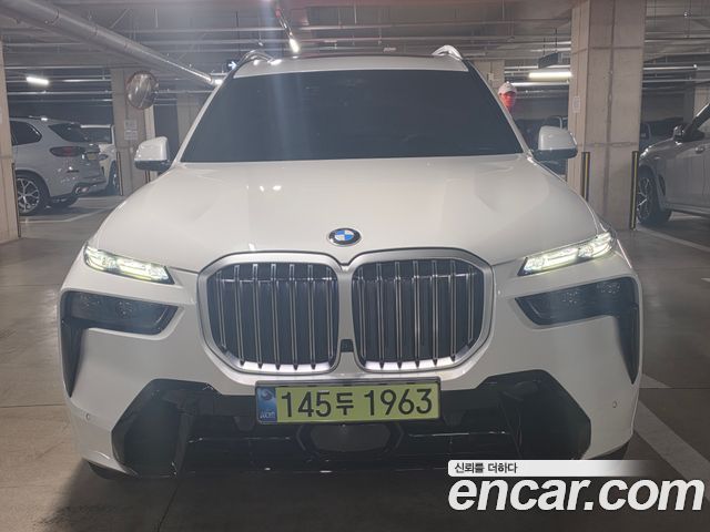 BMW X7 xDrive 40i M Sport 6STR — пробег 11 094 км — фото 3 из 5