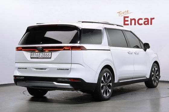 Kia Carnival Diesel 7-Seater Signature — пробег 110 720 км — фото 2 из 5