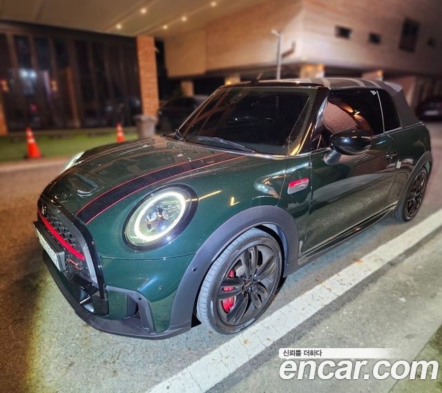 Mini Cooper Convertible JCW 3rd — пробег 22 709 км — фото 1 из 5