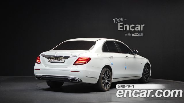 Mercedes-Benz E-Class из Кореи Encar