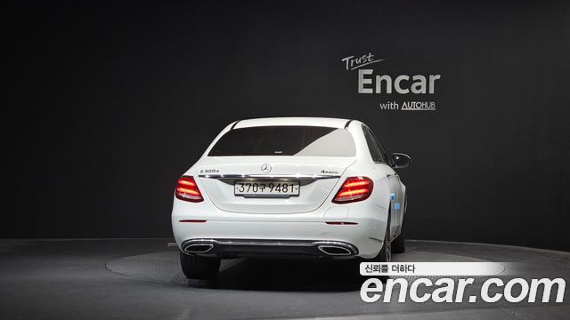 Mercedes-Benz E-Class из Кореи Encar