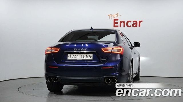 Maserati Ghibli из Кореи Encar