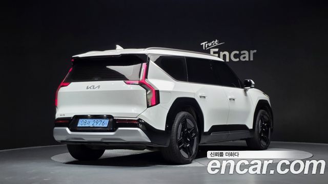 Kia EV9 из Кореи Encar