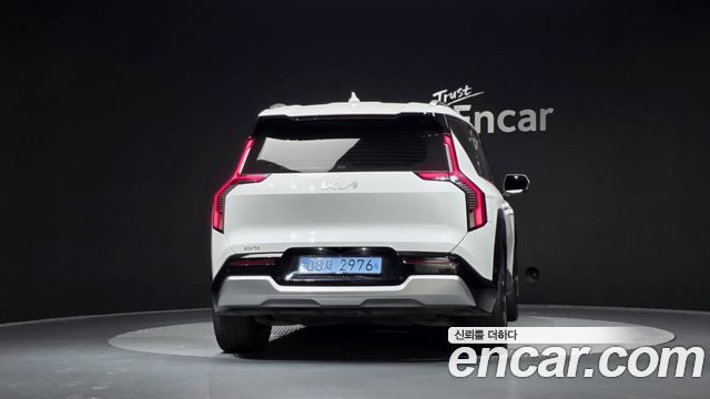 Kia EV9 из Кореи Encar