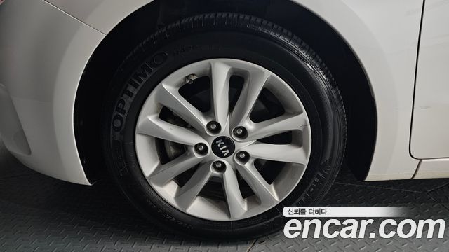 Kia K3 Deluxe — пробег 68 655 км — фото 5 из 5