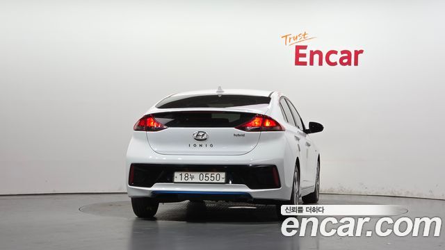 Hyundai Ioniq из Кореи Encar
