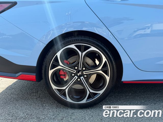 Hyundai AVANTE 2.0 N — пробег 18 000 км — фото 5 из 5