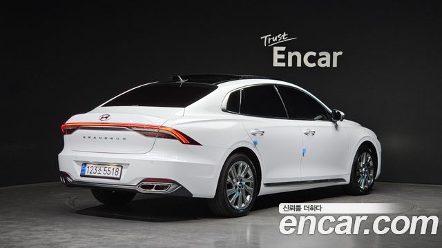 Hyundai Grandeur Calligraphy — пробег 15 403 км — фото 2 из 5