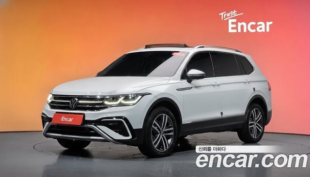 Volkswagen Tiguan 2.0 TSI Prestige — пробег 28 267 км — фото 1 из 5