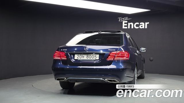 Mercedes-Benz E-Class из Кореи Encar