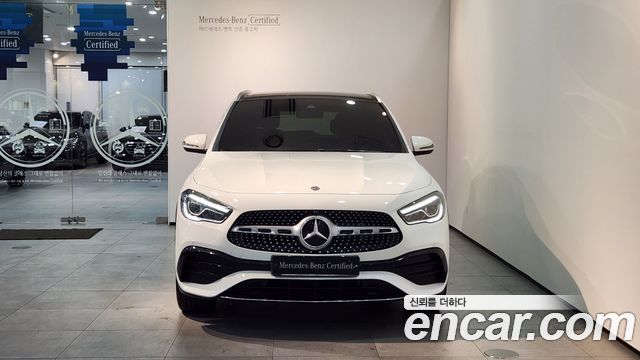 Mercedes-Benz GLA-Class GLA250 4MATIC — пробег 34 700 км — фото 4 из 5