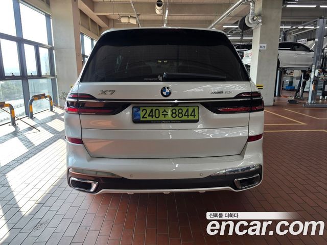 BMW X7 xDrive 40i M Sport 6STR — пробег 14 138 км — фото 2 из 5