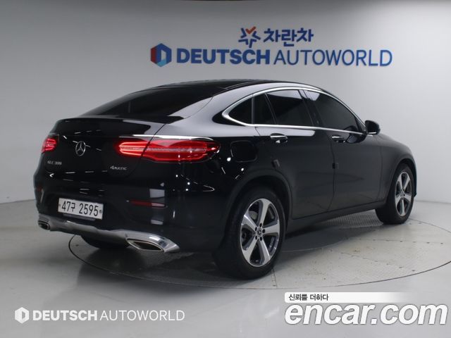 Mercedes-Benz GLC-Class GCL300 4MATIC Coupe — пробег 52 890 км — фото 2 из 5