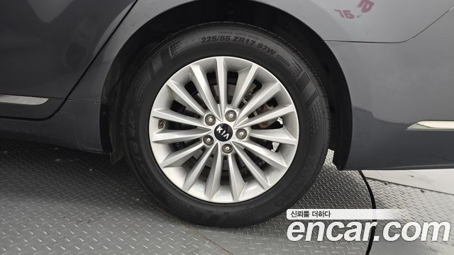 Kia K7 из Кореи Encar